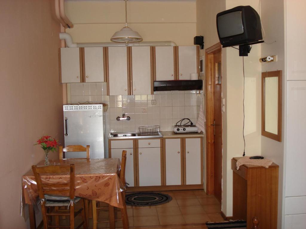 Zephyros Hotel Vitina Phòng bức ảnh
